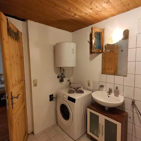 Gemuetliche Mit Kamin Und Garten Apartment